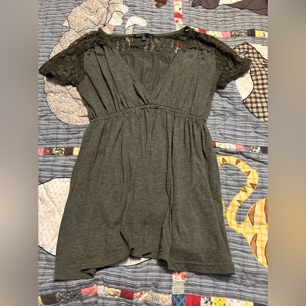 💥 5 for $15 Elegant Olive Lace Blouse